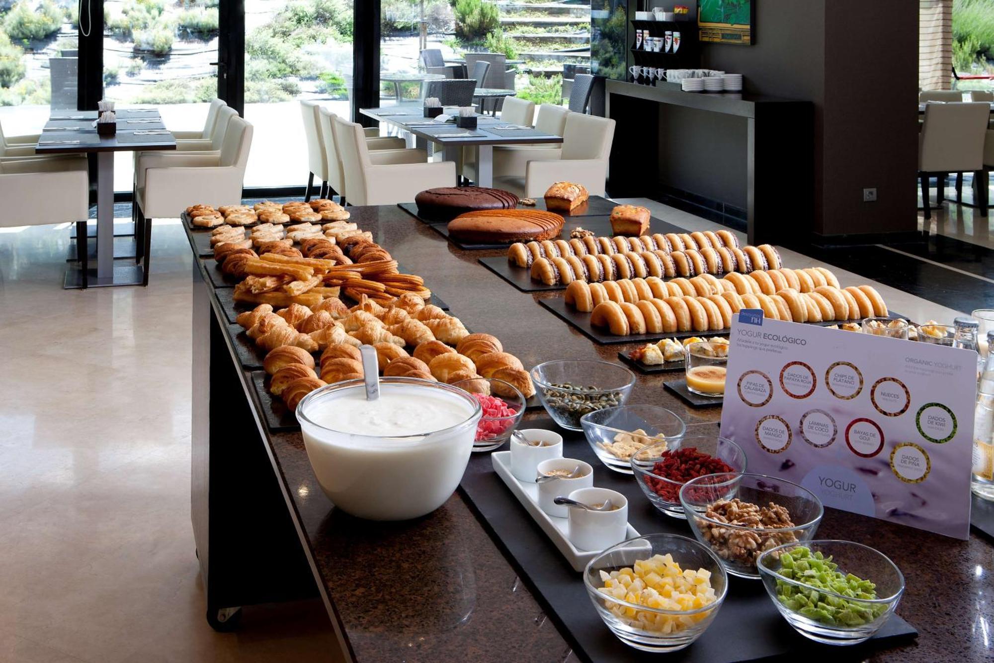 Nh Madrid Ribera Del Manzanares Hotel Екстериор снимка
