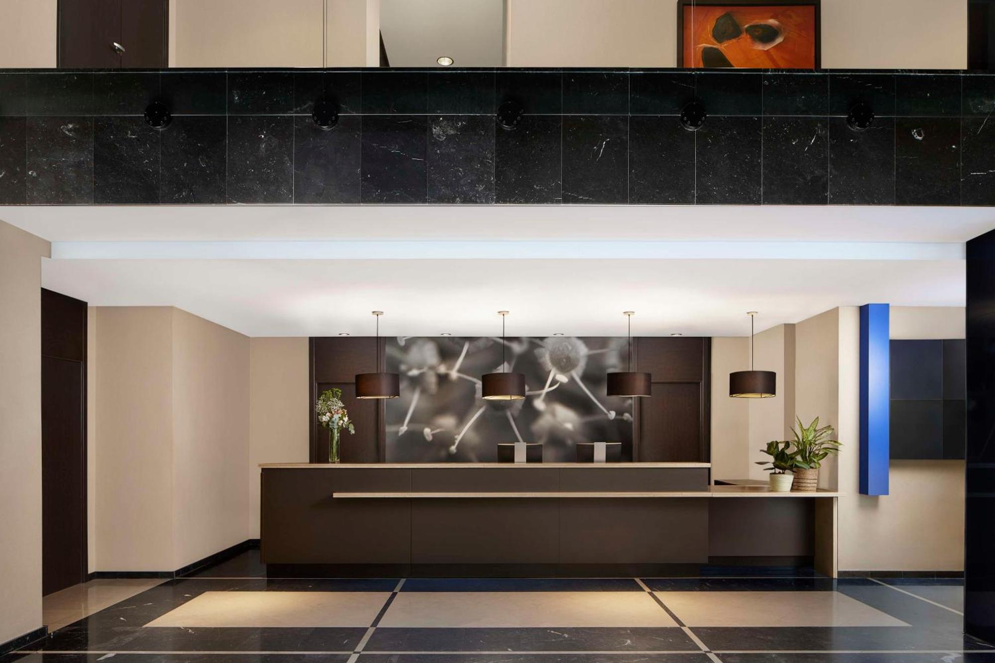 Nh Madrid Ribera Del Manzanares Hotel Екстериор снимка